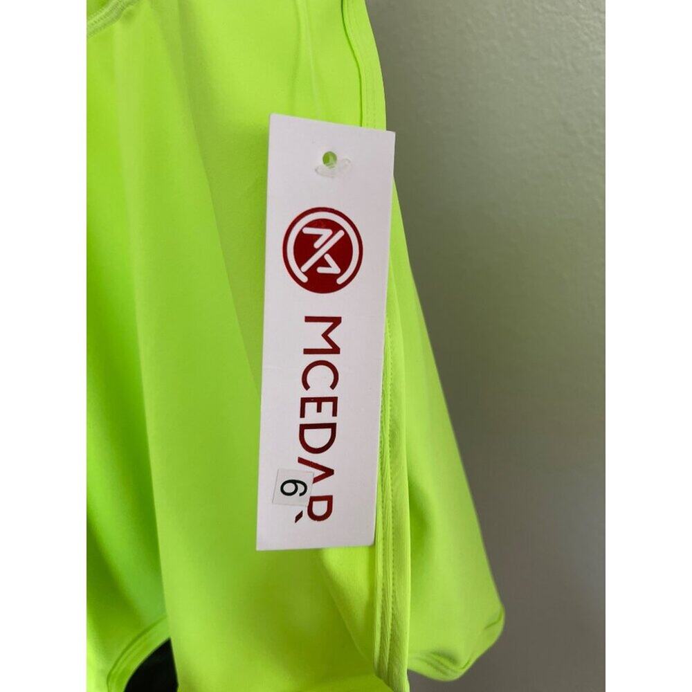 MCEDAR Women Skort Size S Neon Green Pleated Tennis Golf Pocket Athletic NWT - Picture 5 of 6